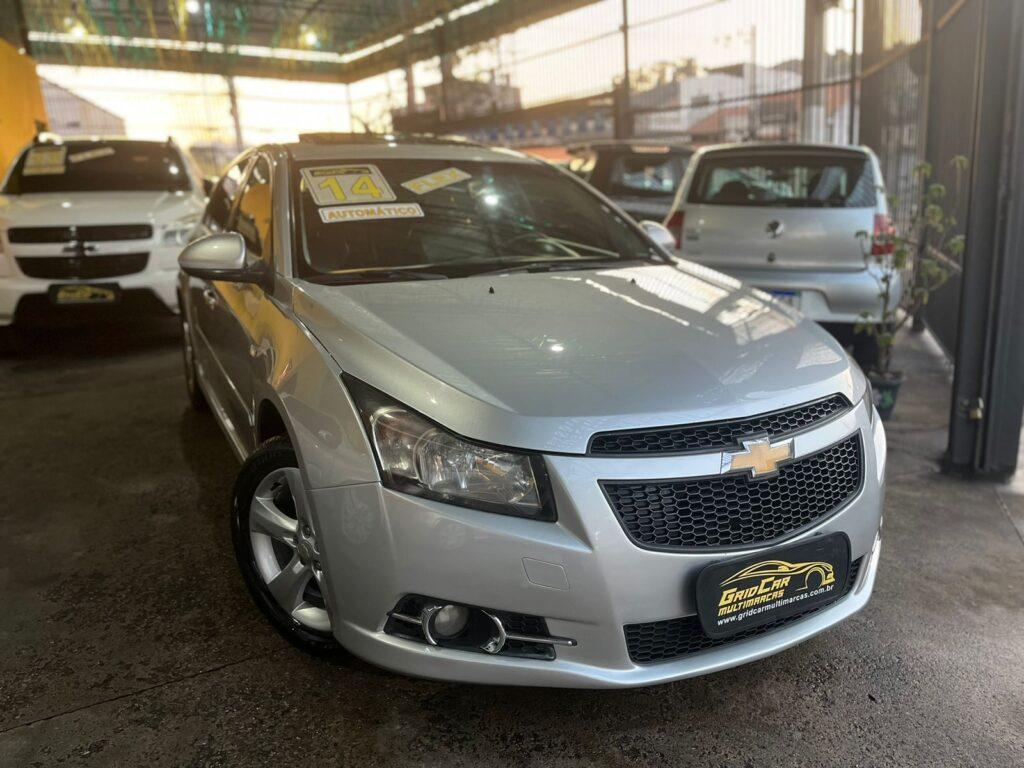 CRUZE HATCH 1.8 LTZ